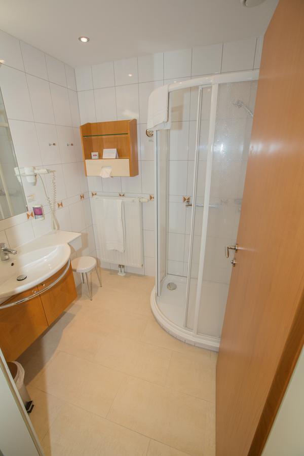 Doppelzimmer mit Balkon
